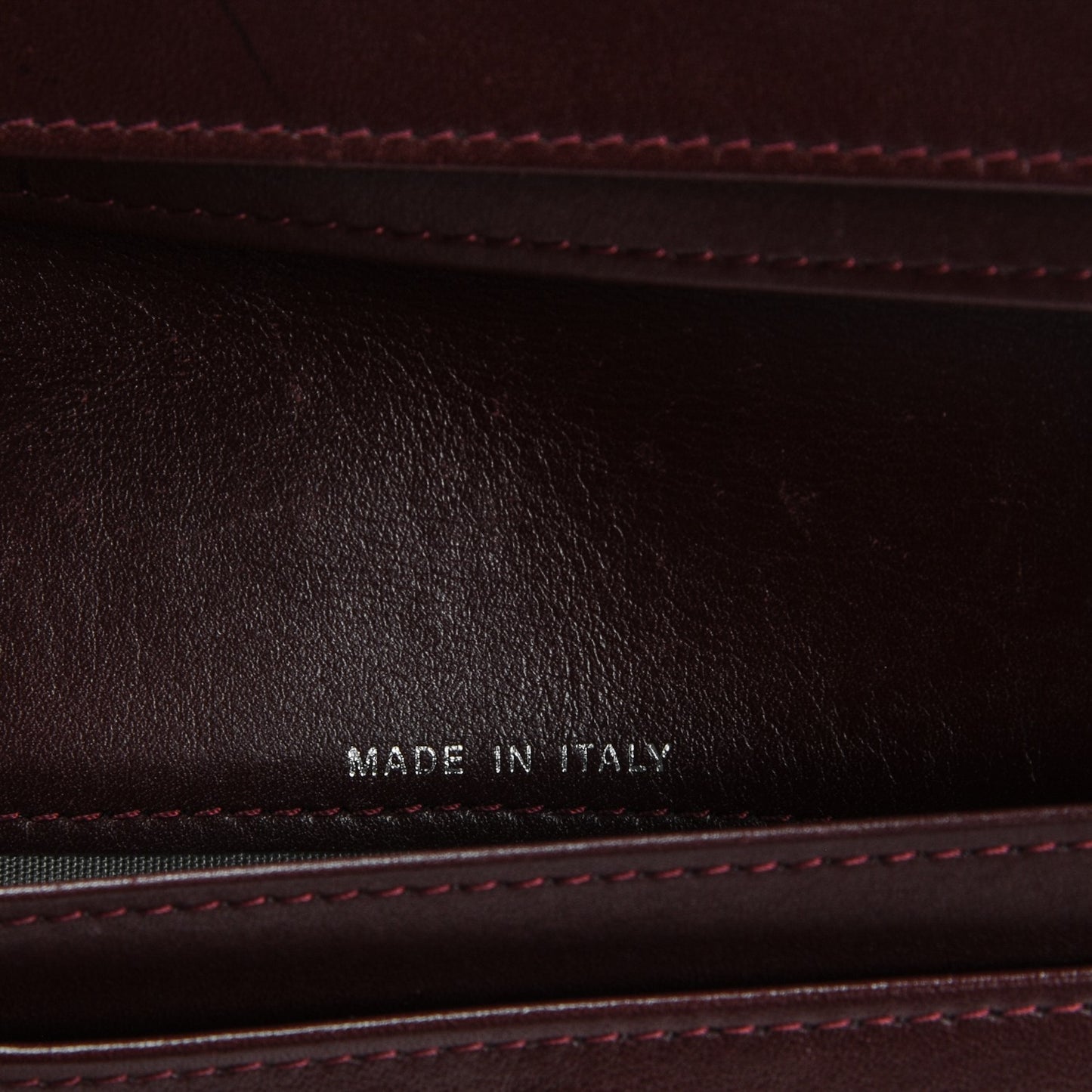 Caviar Timeless CC Yen Wallet Burgundy