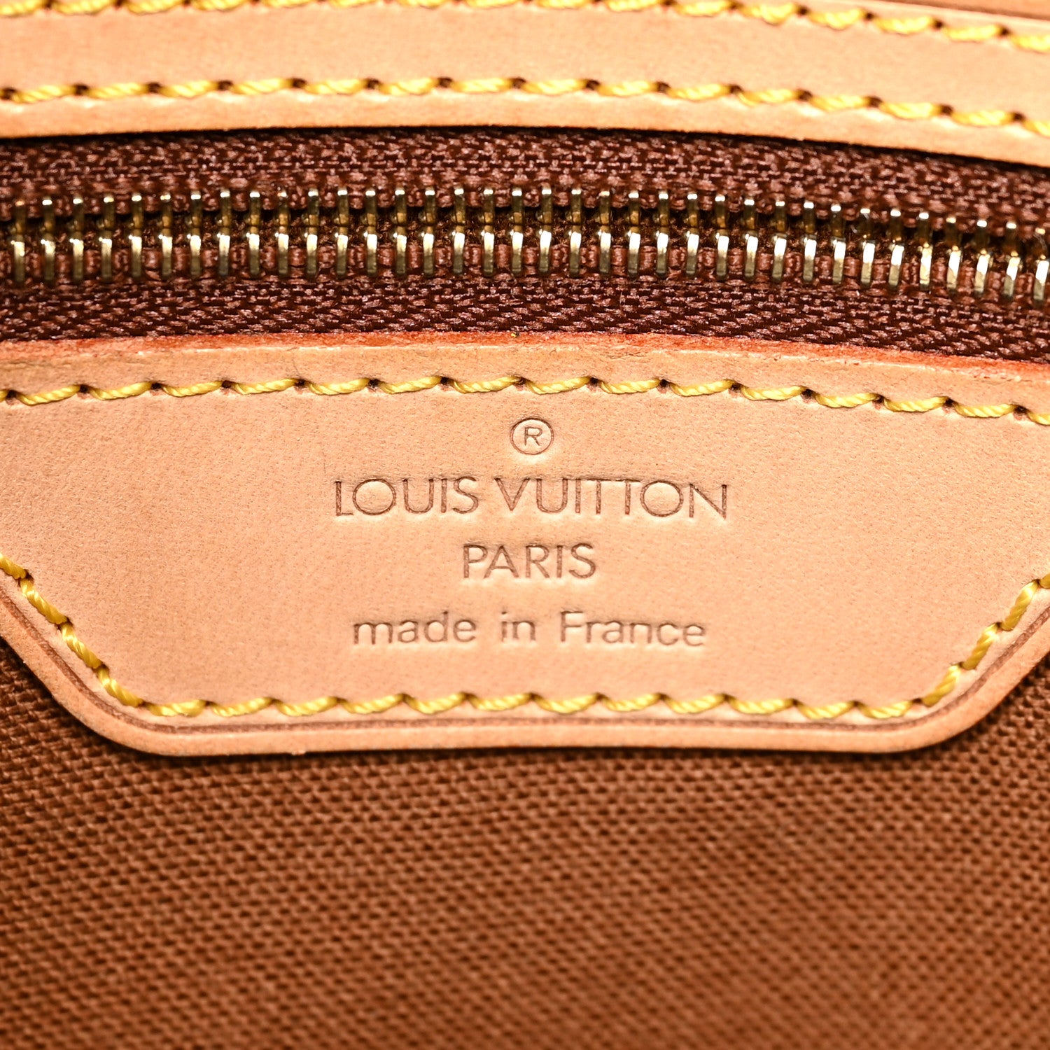 Louis Vuitton Monogram Cabas Mezzo 6 of 10