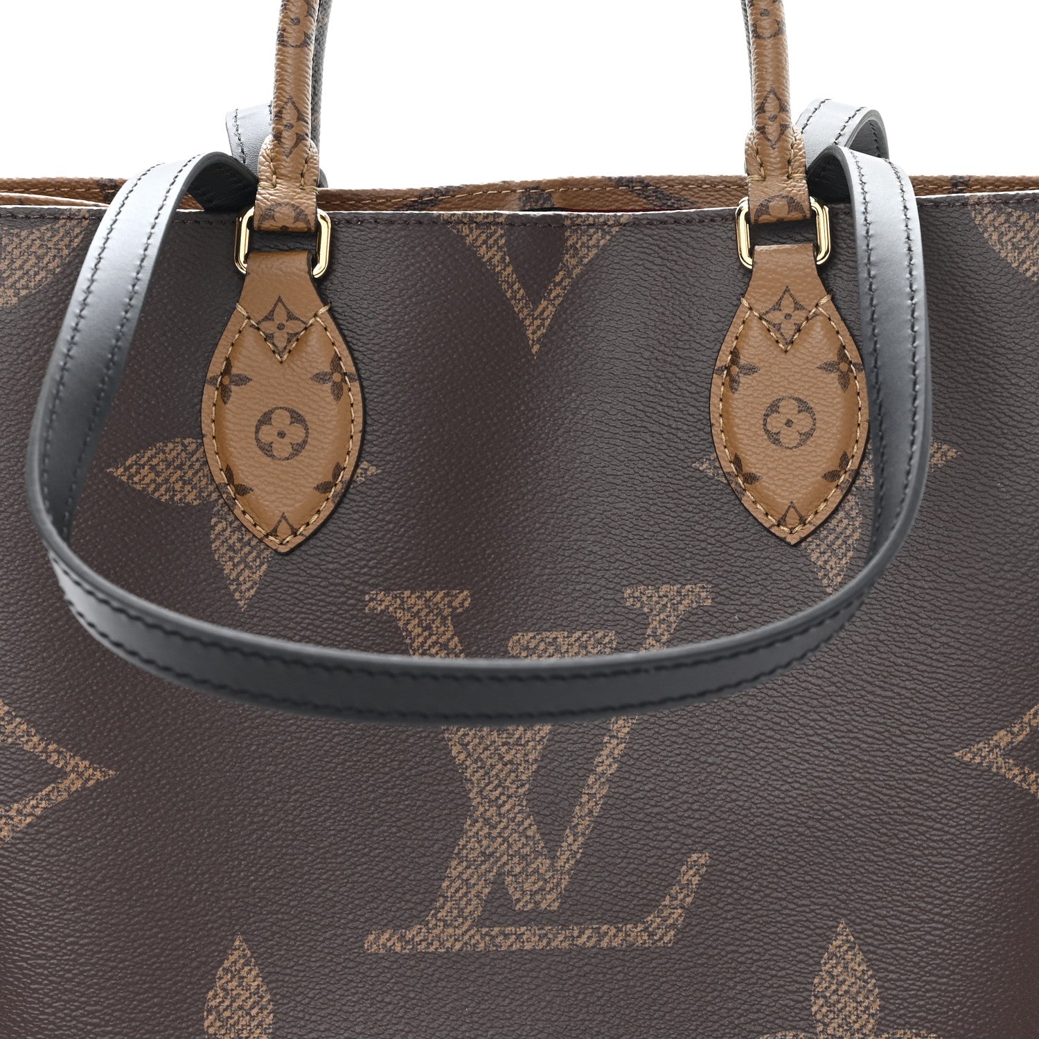 Louis Vuitton Reverse Monogram Giant Onthego MM 7 of 9