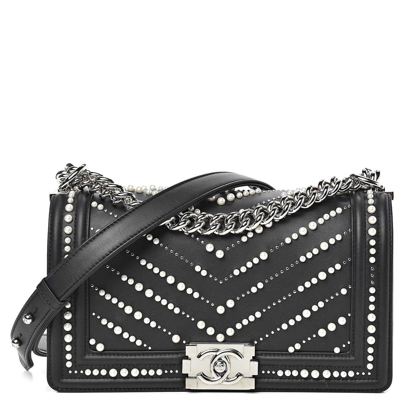 Calfskin Pearl Chevron Medium Boy Flap Black