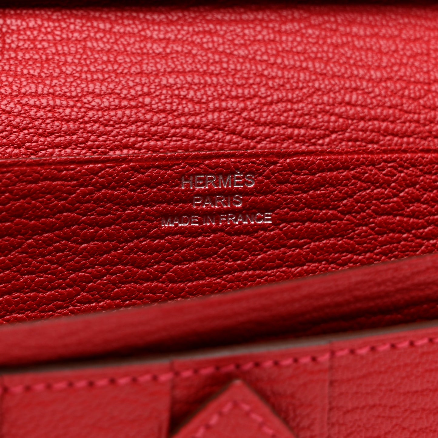 Chèvre Mysore Bi-Color Bearn Gusset Wallet Rose Lipstick Rouge Casaque
