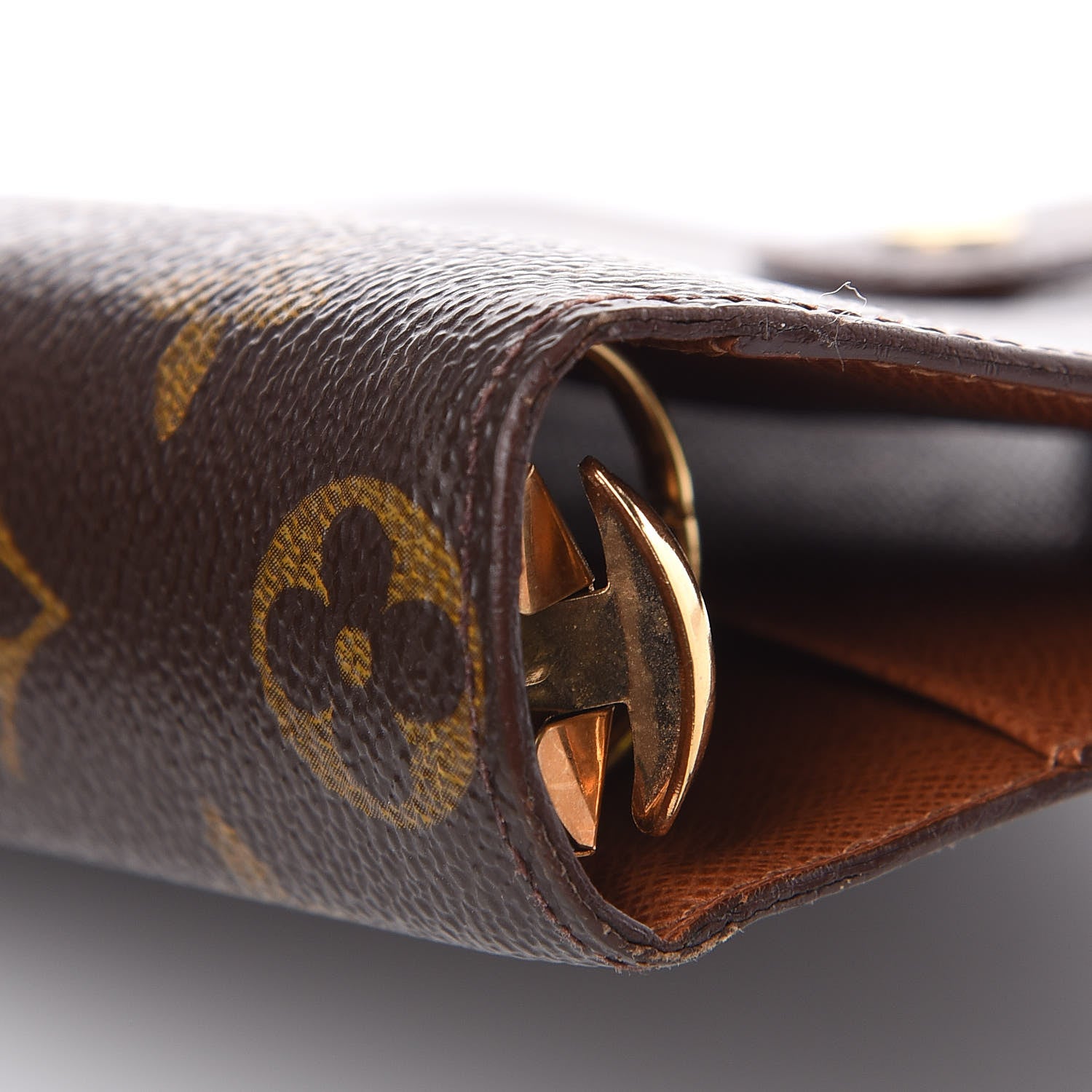 Louis Vuitton Monogram Medium Ring Agenda Cover 7 of 10