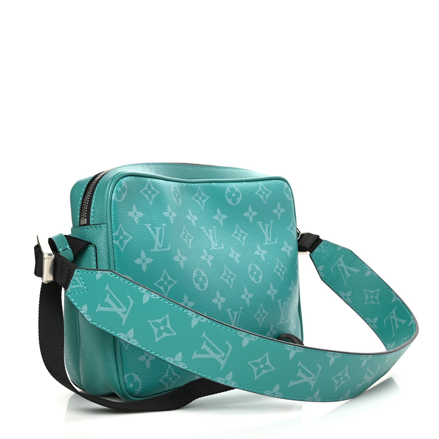 Taiga Monogram Outdoor Messenger Vert