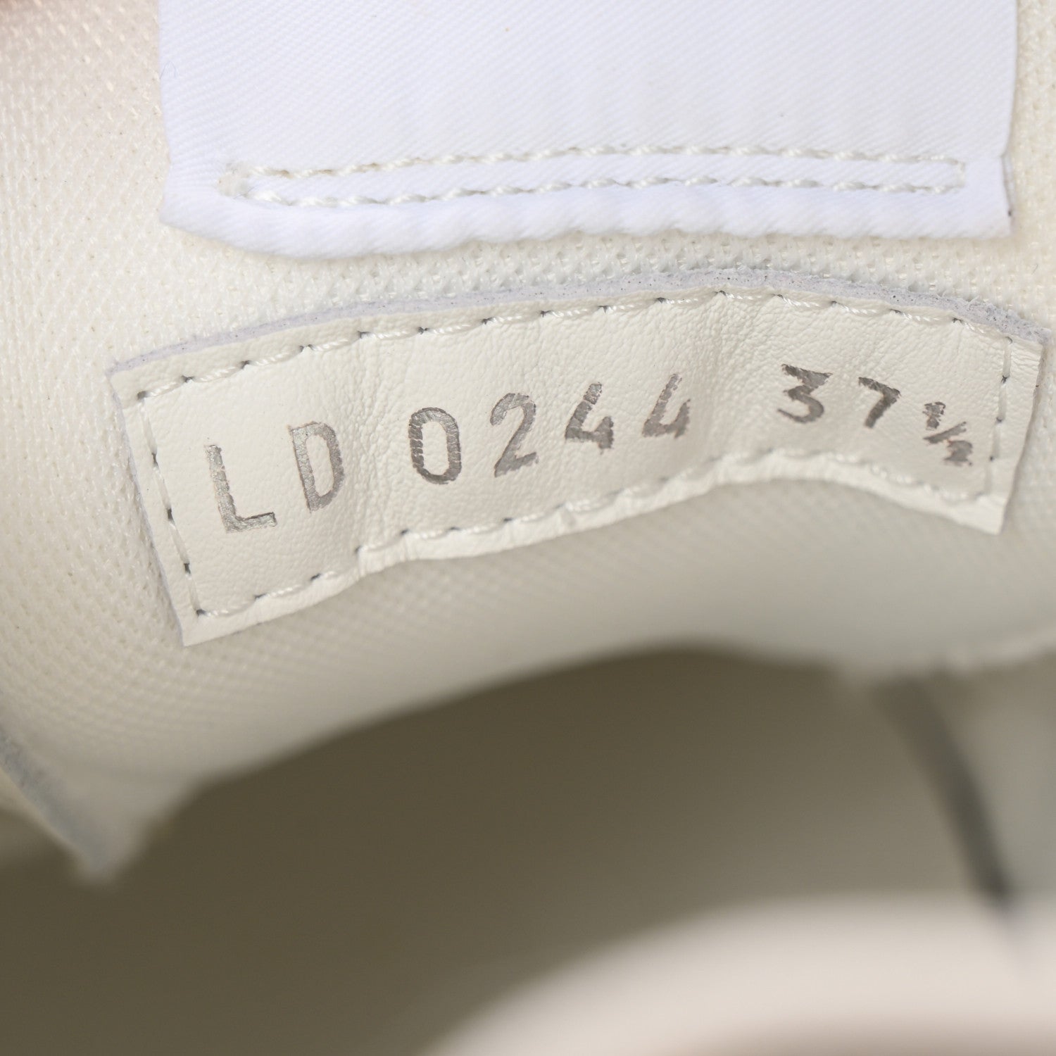 Louis Vuitton Suede Calfskin Floral LV Stadium Low Top Sneaker 37.5 White Blue 9 of 9