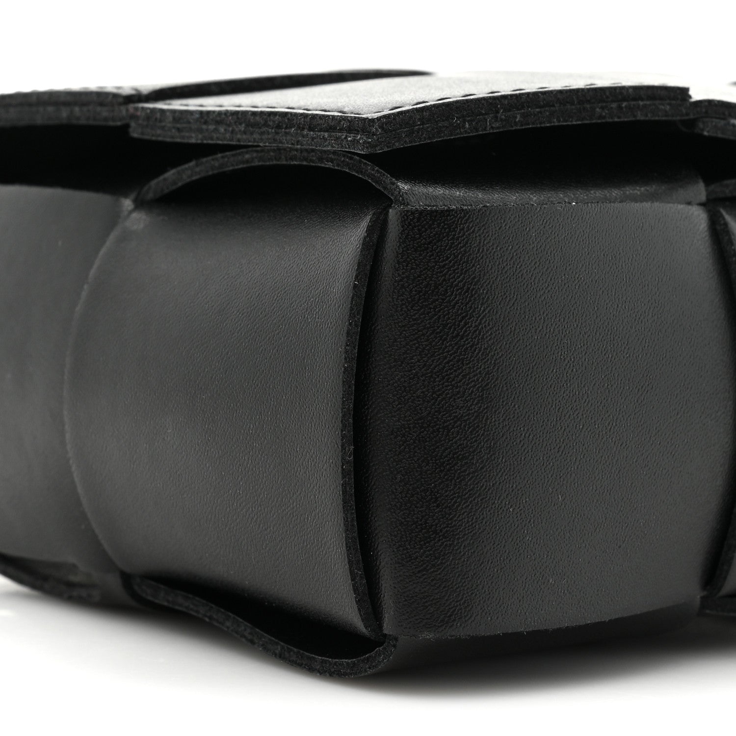 Bottega Veneta Nappa Maxi Intreccio The Belt Cassette Bag Black 8 of 8