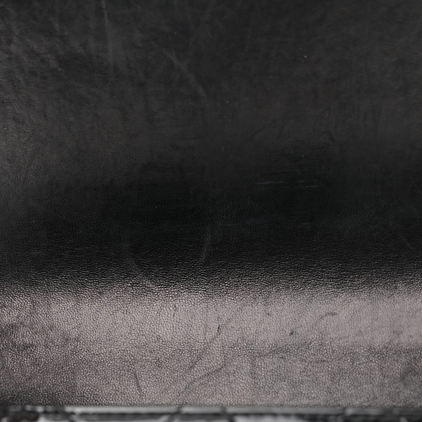 Patent Medium Kelly Flap Black