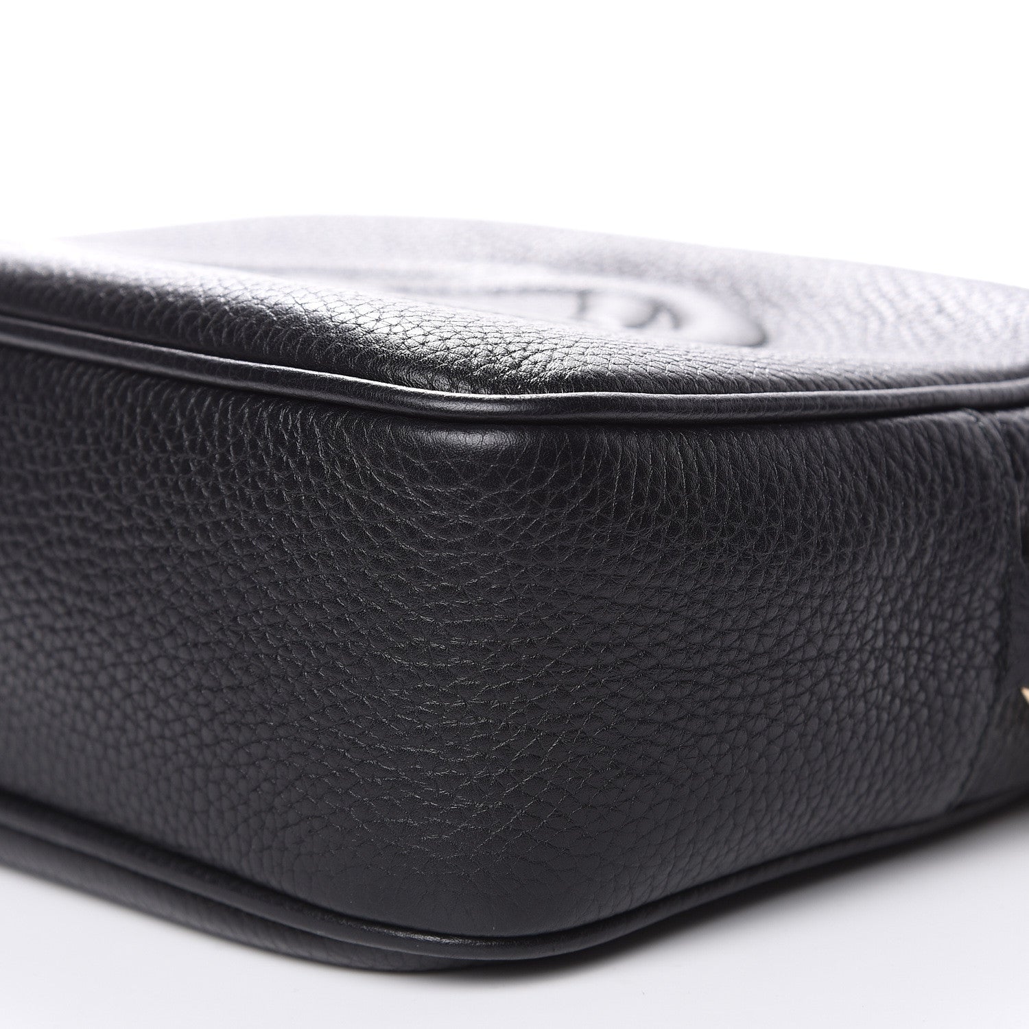 Gucci Pebbled Calfskin Small Soho Disco Bag Black 9 of 10