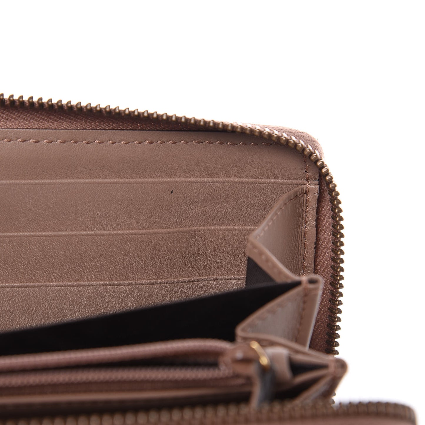 Calfskin Matelasse Pearly GG Marmont Zip Around Wallet Porcelain Rose