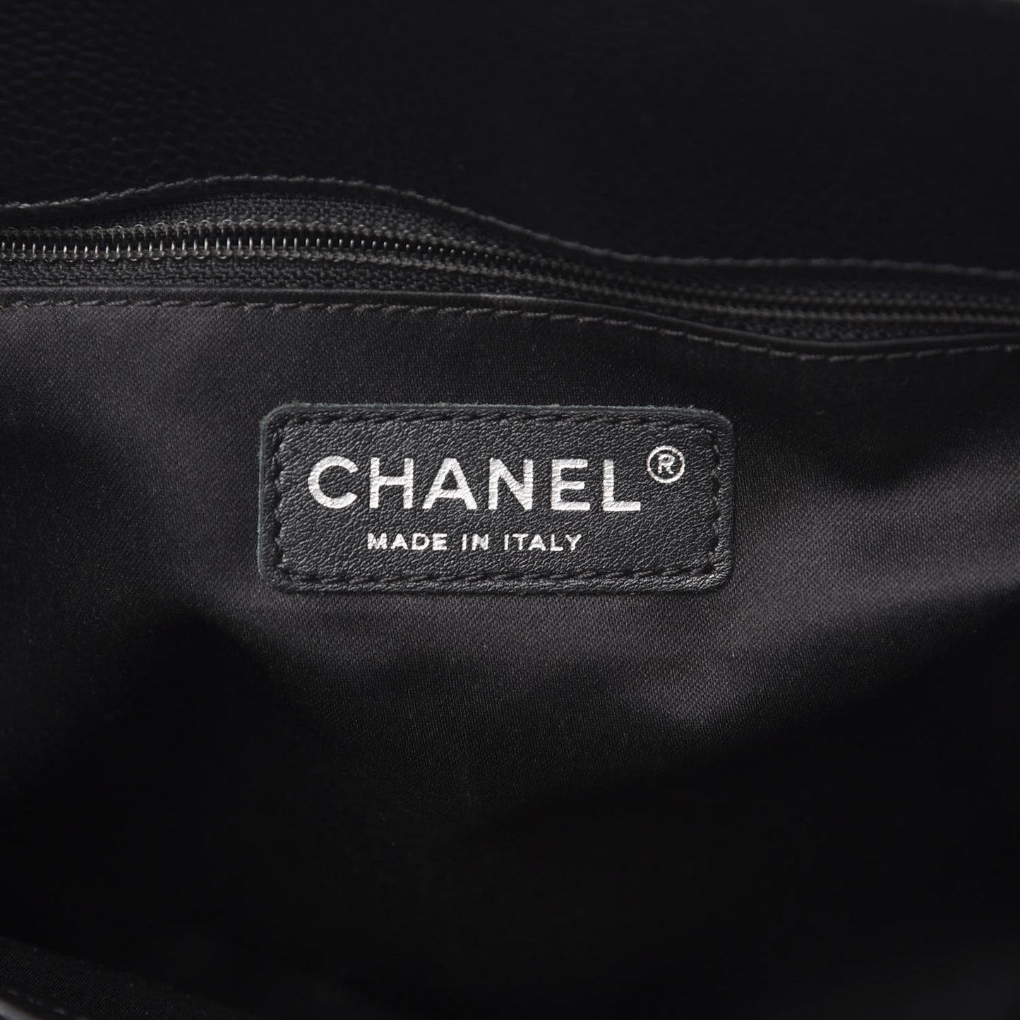 Caviar Quilted Grand Shopping Tote GST Black
