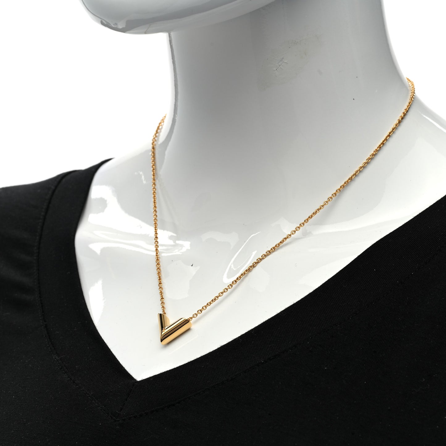 Essential V Necklace Gold