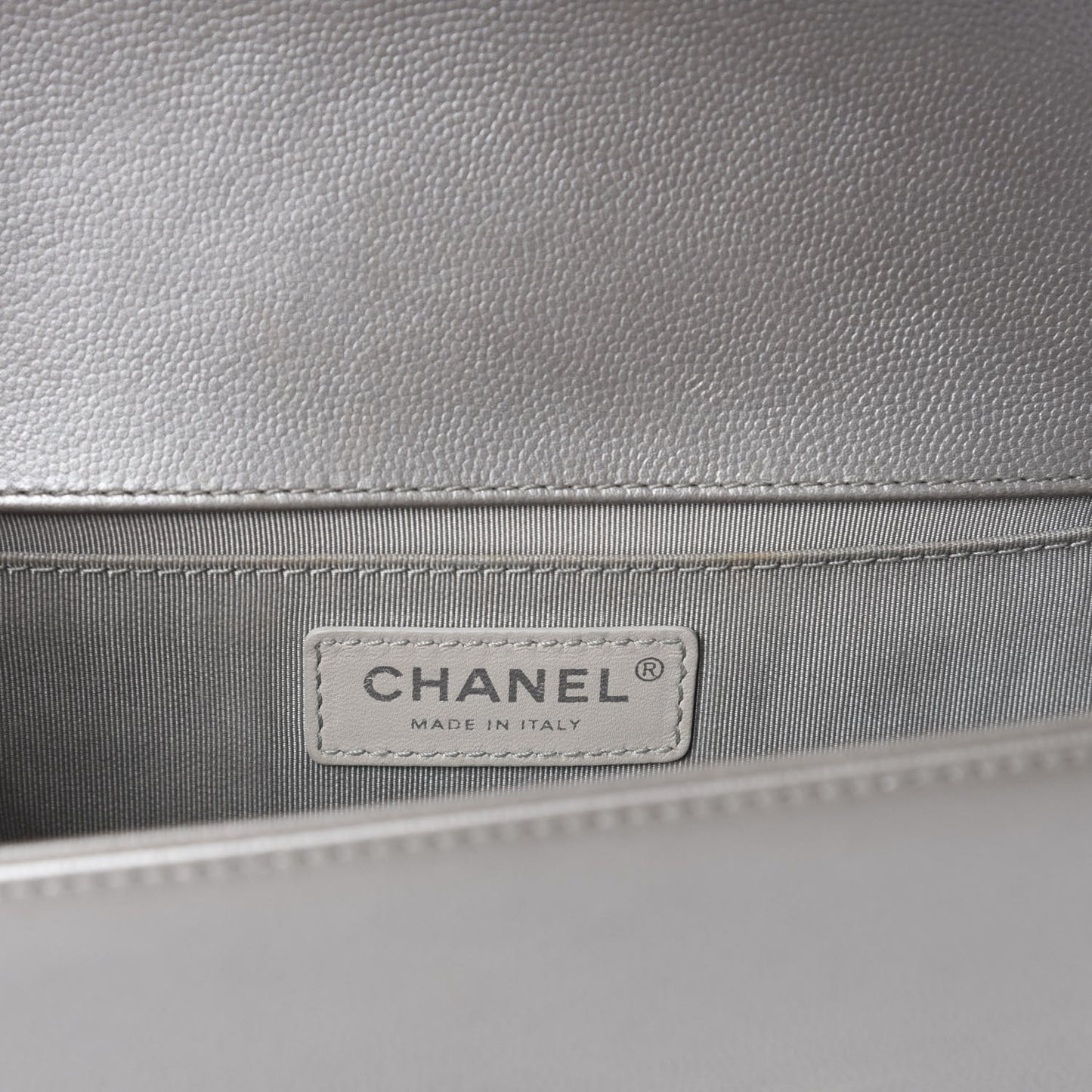 Metallic Caviar Chevron Quilted Medium Boy Flap Silver