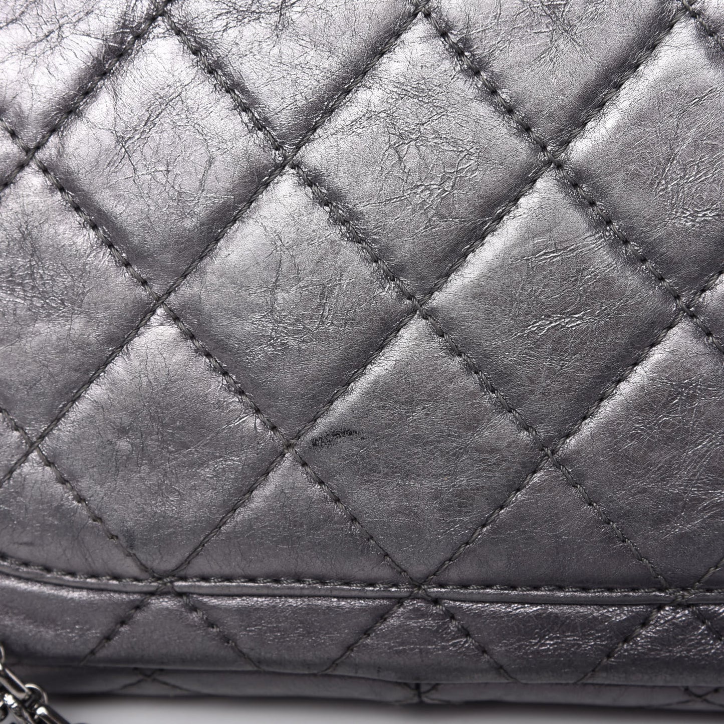 Metallic Aged Calfskin Quilted 2.55 Reissue 226 Flap Dark Silver