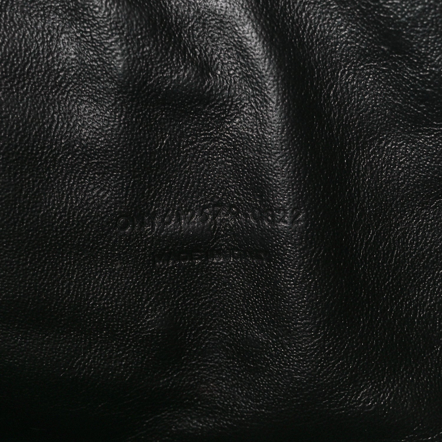 Saint Laurent Grain De Poudre Matelasse Monochrome Monogram Mini Lou Camera Bag Black 7 of 10