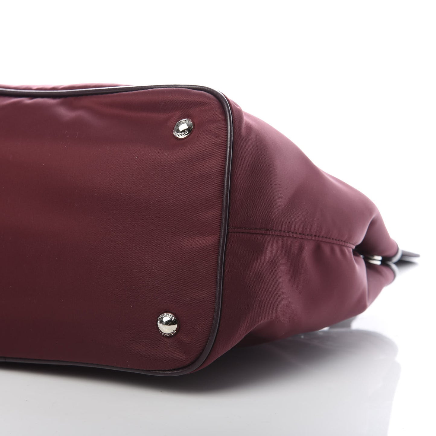 Nylon Tessuto Soft Calf Tote Granato