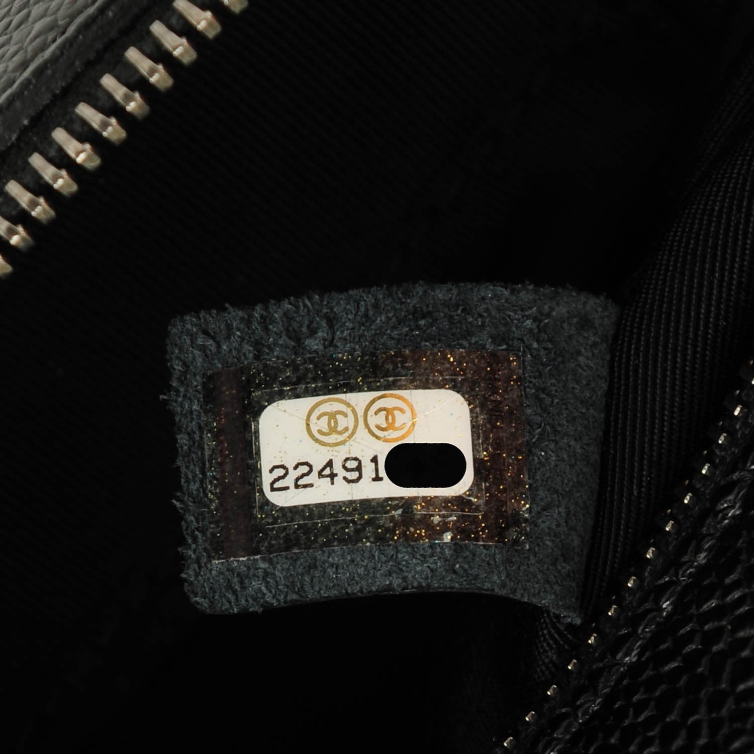 Chanel Caviar Quilted Medium Business Trip Camera Case Black 7 of 7
