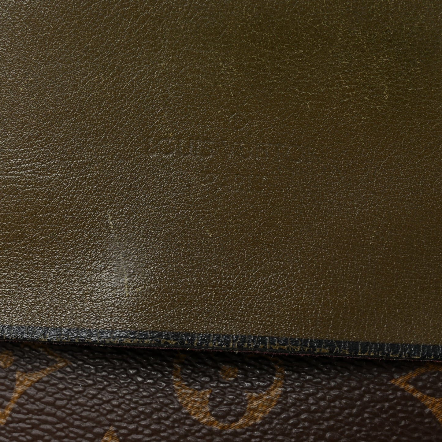 Monogram Tuileries Besace Kaki