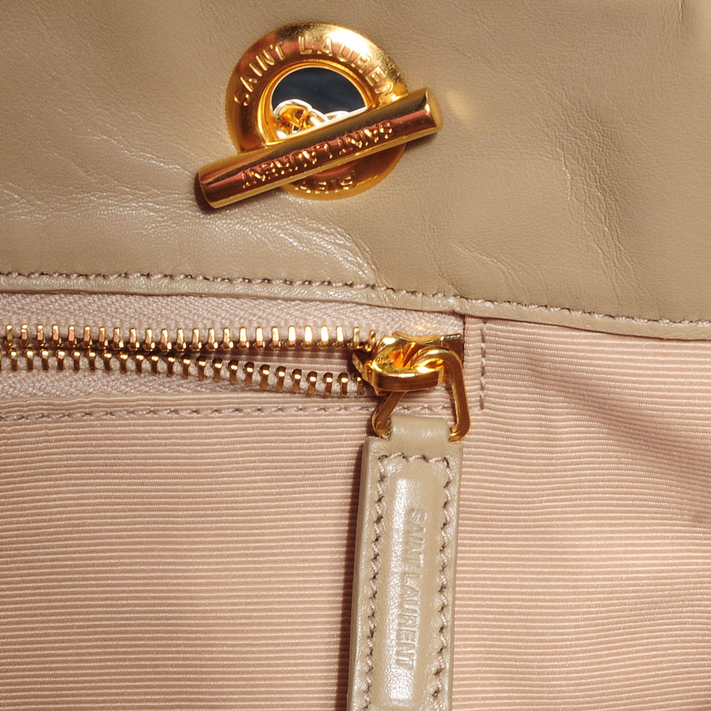 Matelasse Chevron Monogramme Shopper Beige