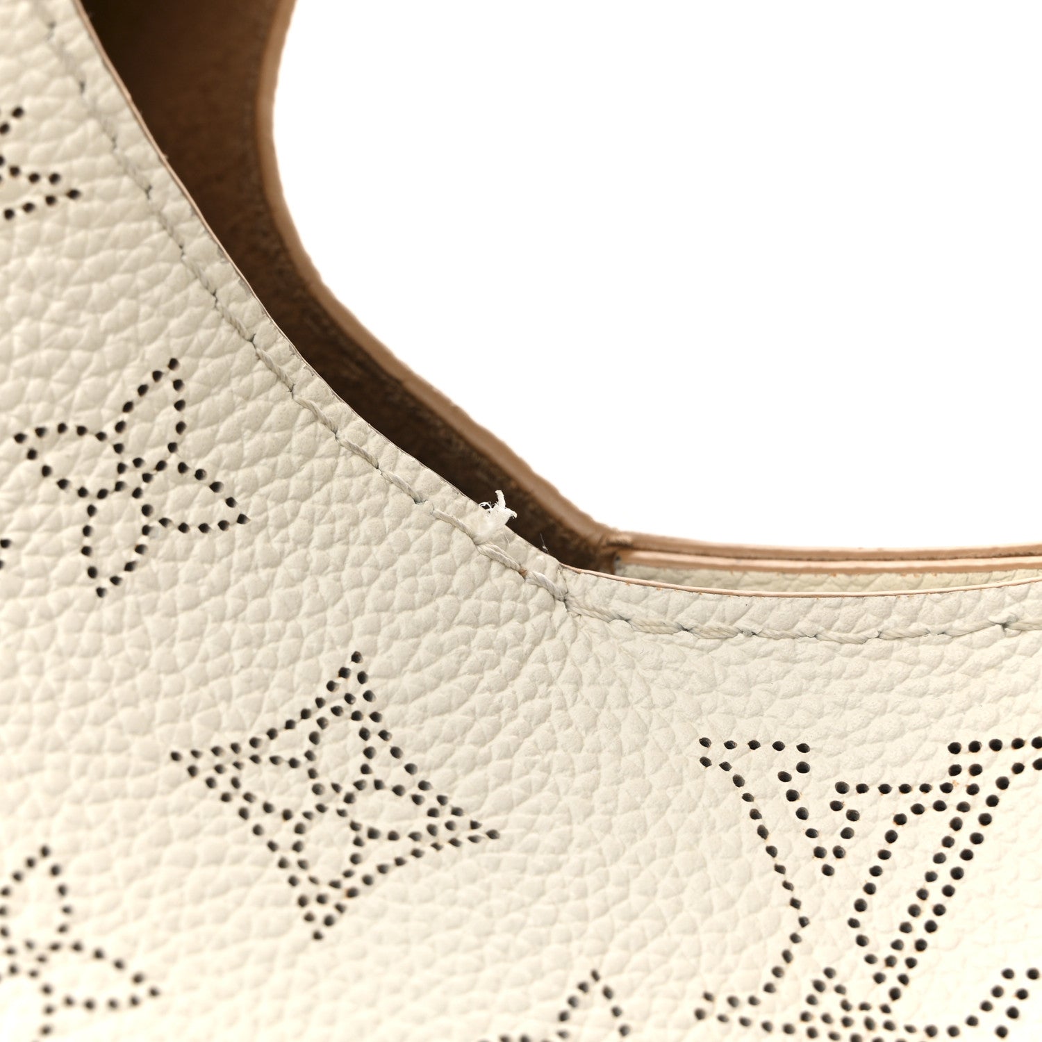 Louis Vuitton Mahina Carmel Hobo Snow 11 of 12