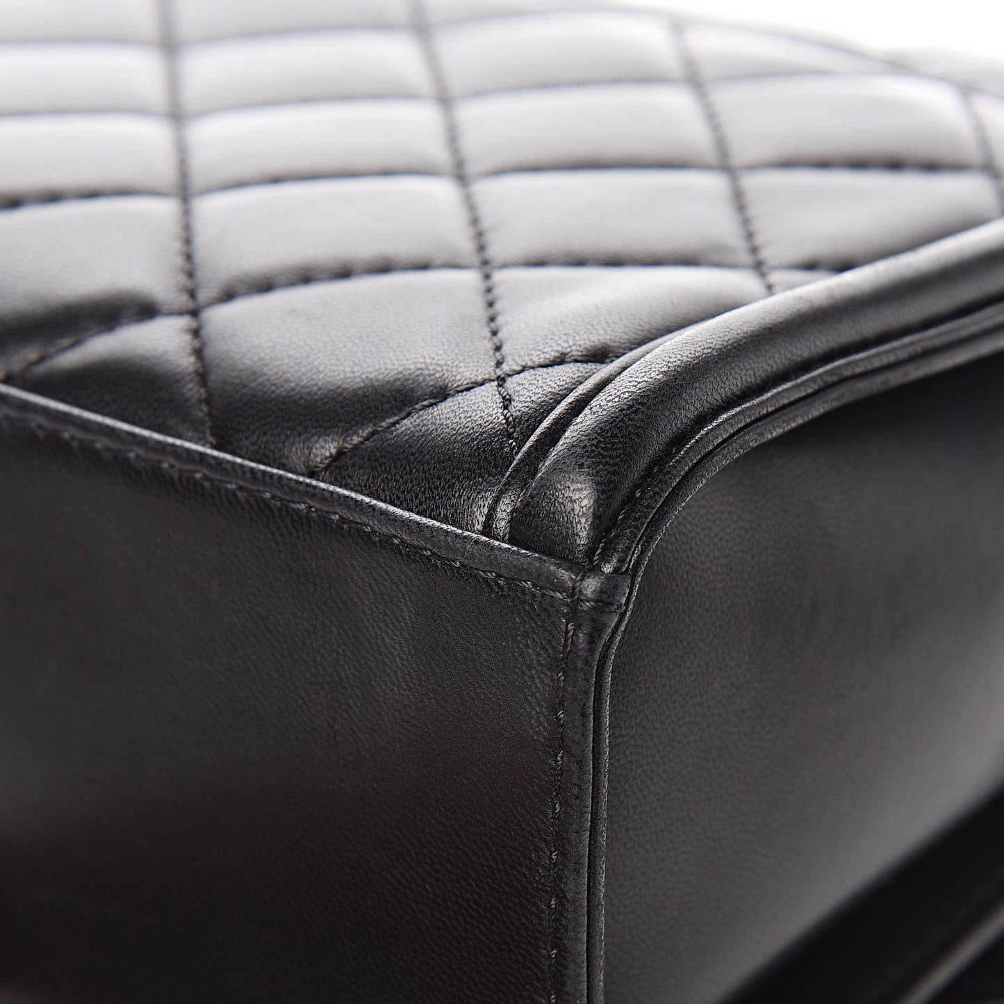 Lambskin Quilted Large Geometric Flap Black