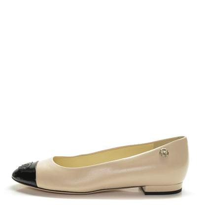 Chanel Lambskin Patent Cap Toe Ballerina Flats 35 Beige Black 1 of 9