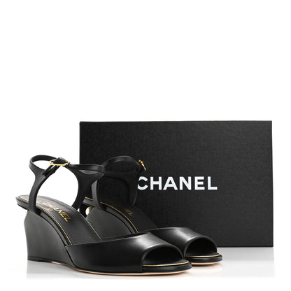 Chanel Lambskin Pearl CC Wedge Sandals 40 Black 10 of 10