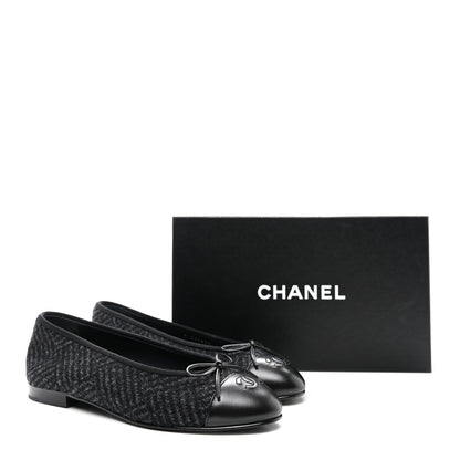 Chanel Wool Tweed Lambskin Cap Toe Ballerina Flats 40 Black Grey 9 of 9