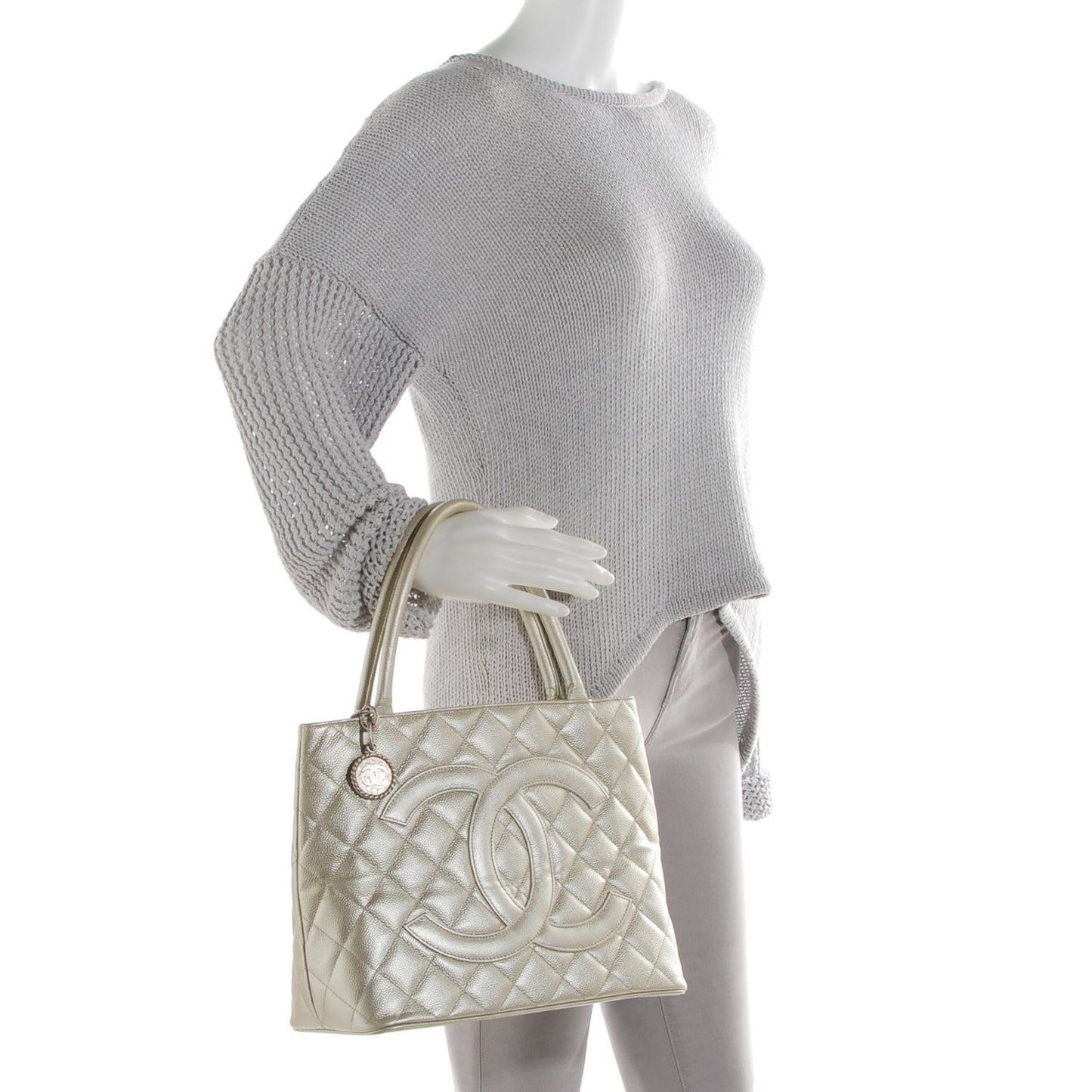 Caviar Quilted Medallion Tote Pearl