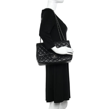 Chanel Caviar Quilted Jumbo Single Flap Black 2 of 15