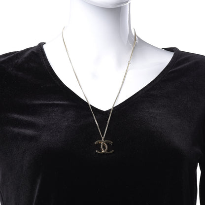Chanel CC Necklace Light Gold 2 of 5