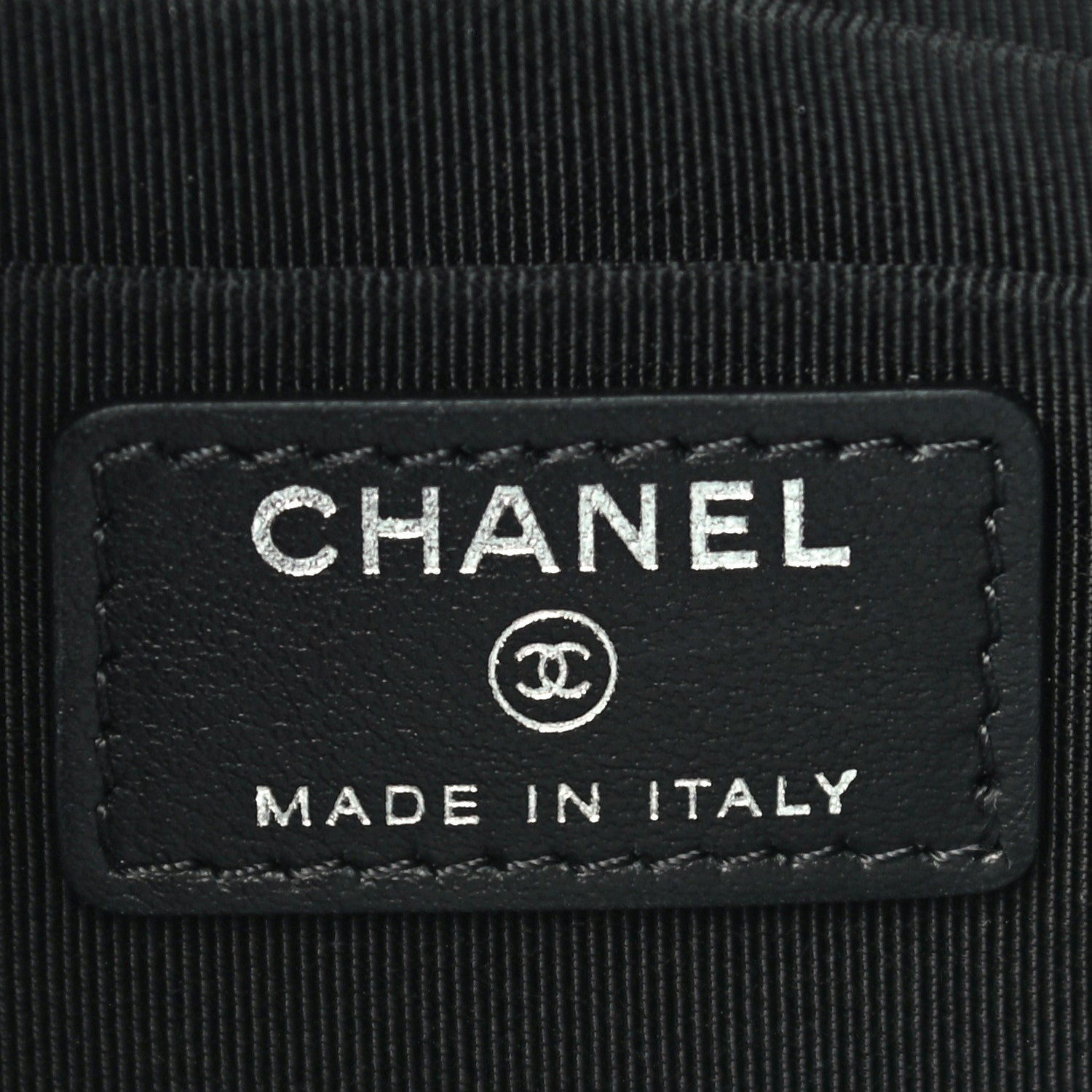 Chanel Aged Calfskin Quilted Medium Reissue Cosmetic Case So Black 6 of 11