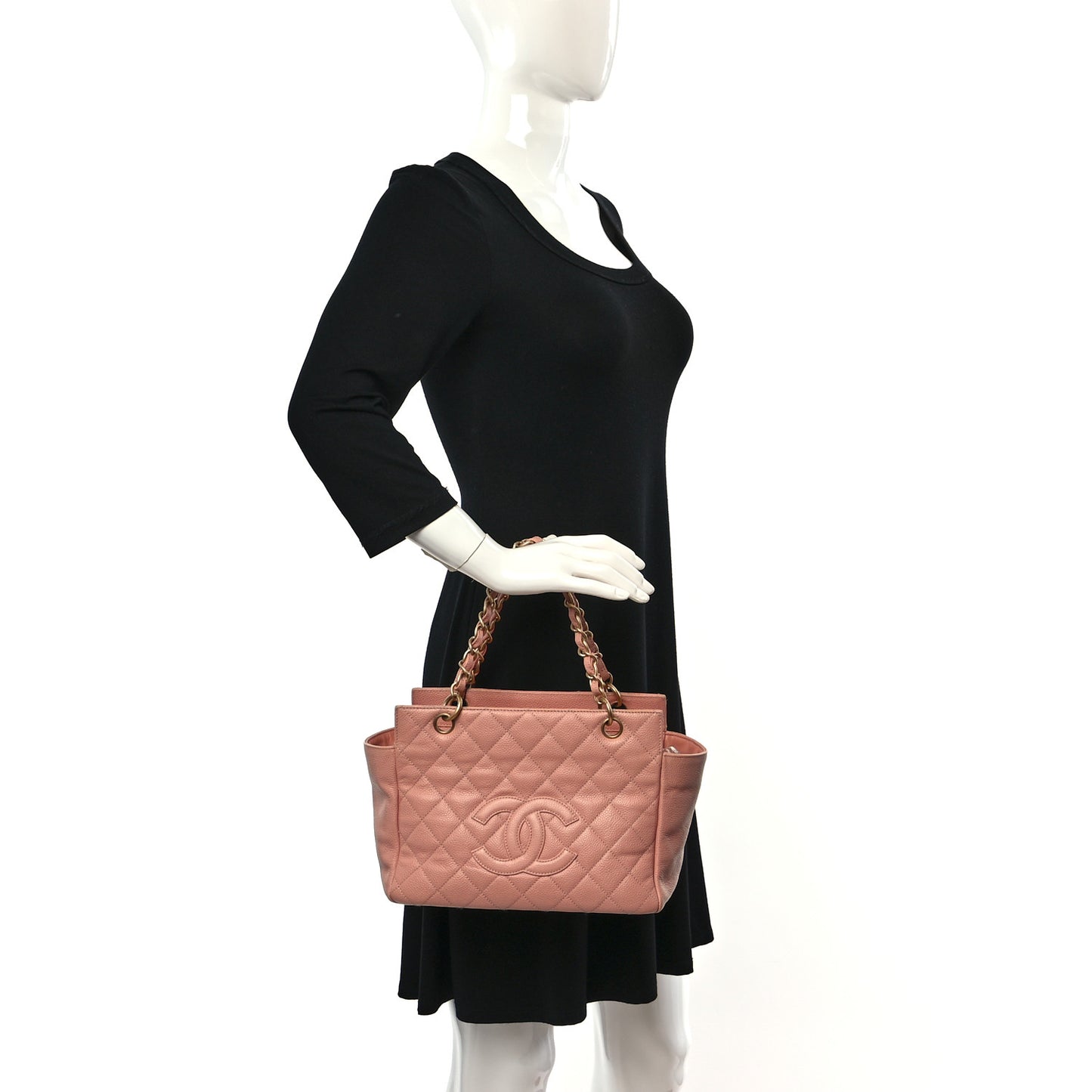 Caviar Quilted Petit Timeless Shopping Tote PTT Pink