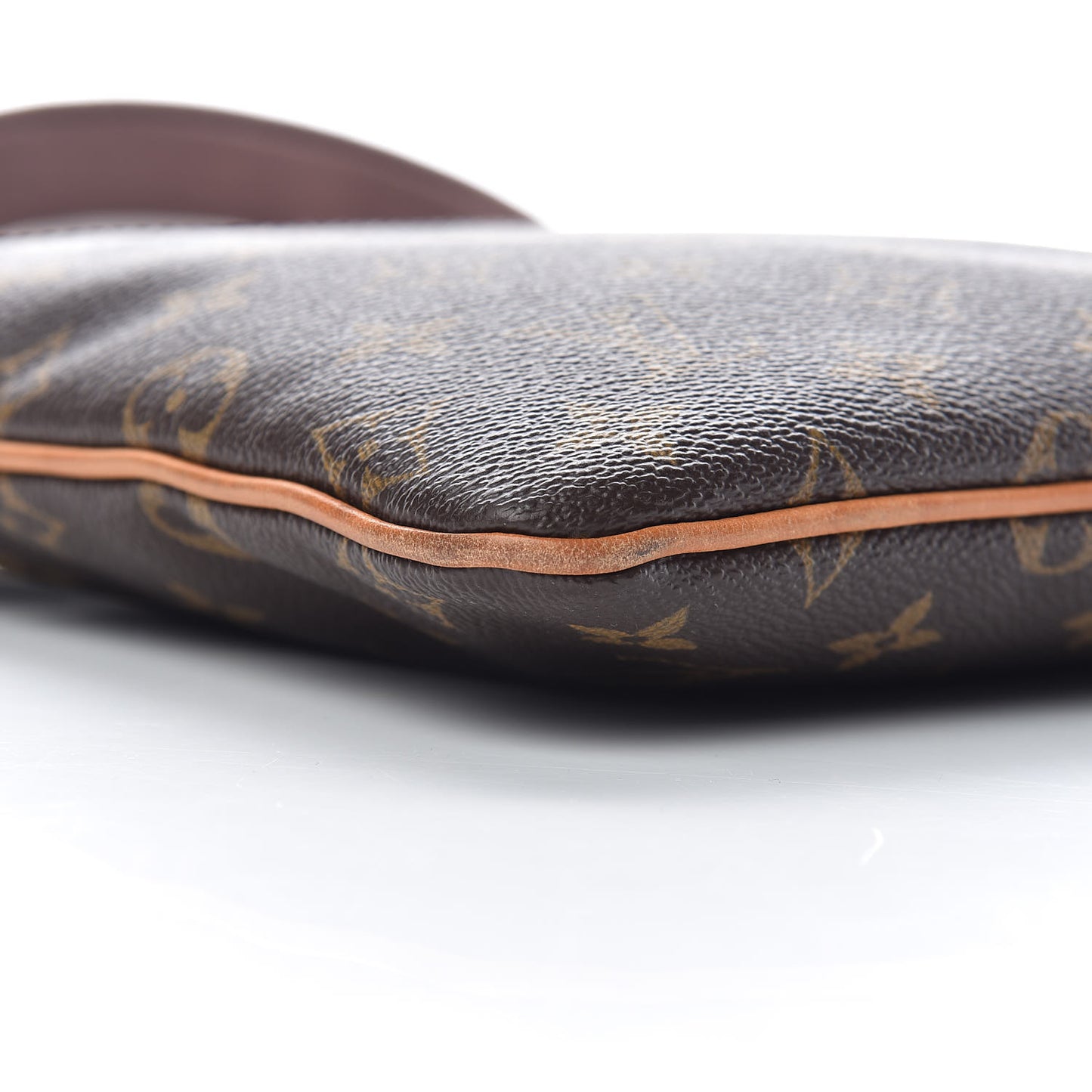 Monogram Pochette Valmy