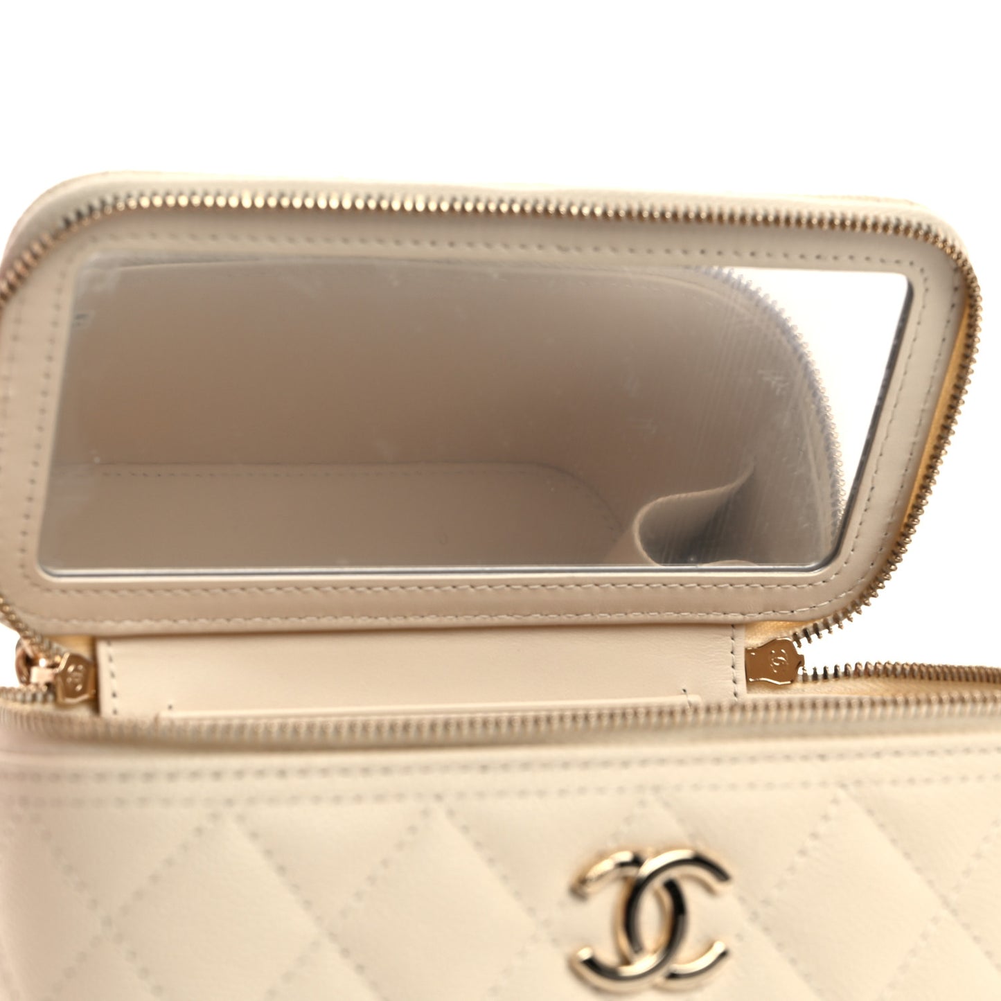 Caviar Quilted Trendy Handle Mini Vanity Ecru