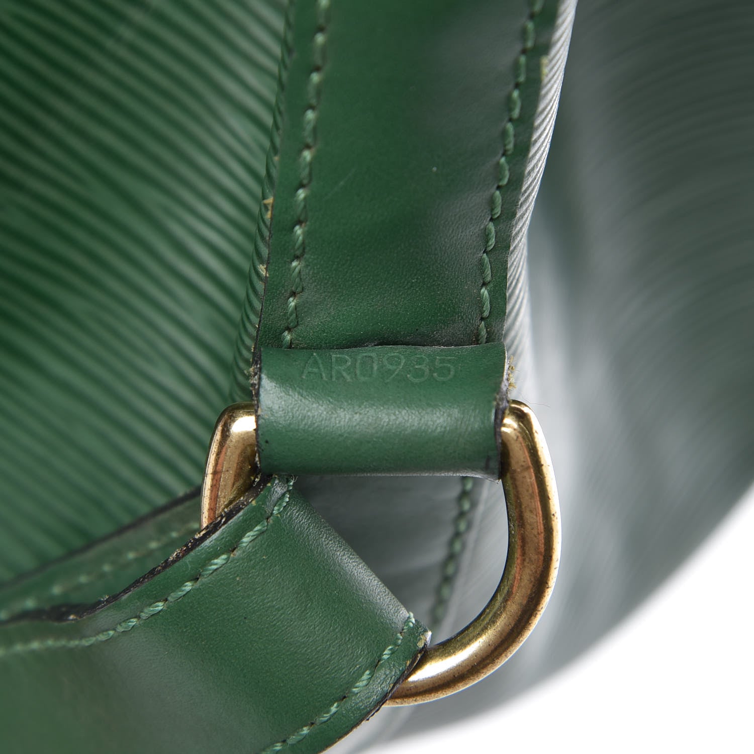 Louis Vuitton Epi Noe Borneo 7 of 19