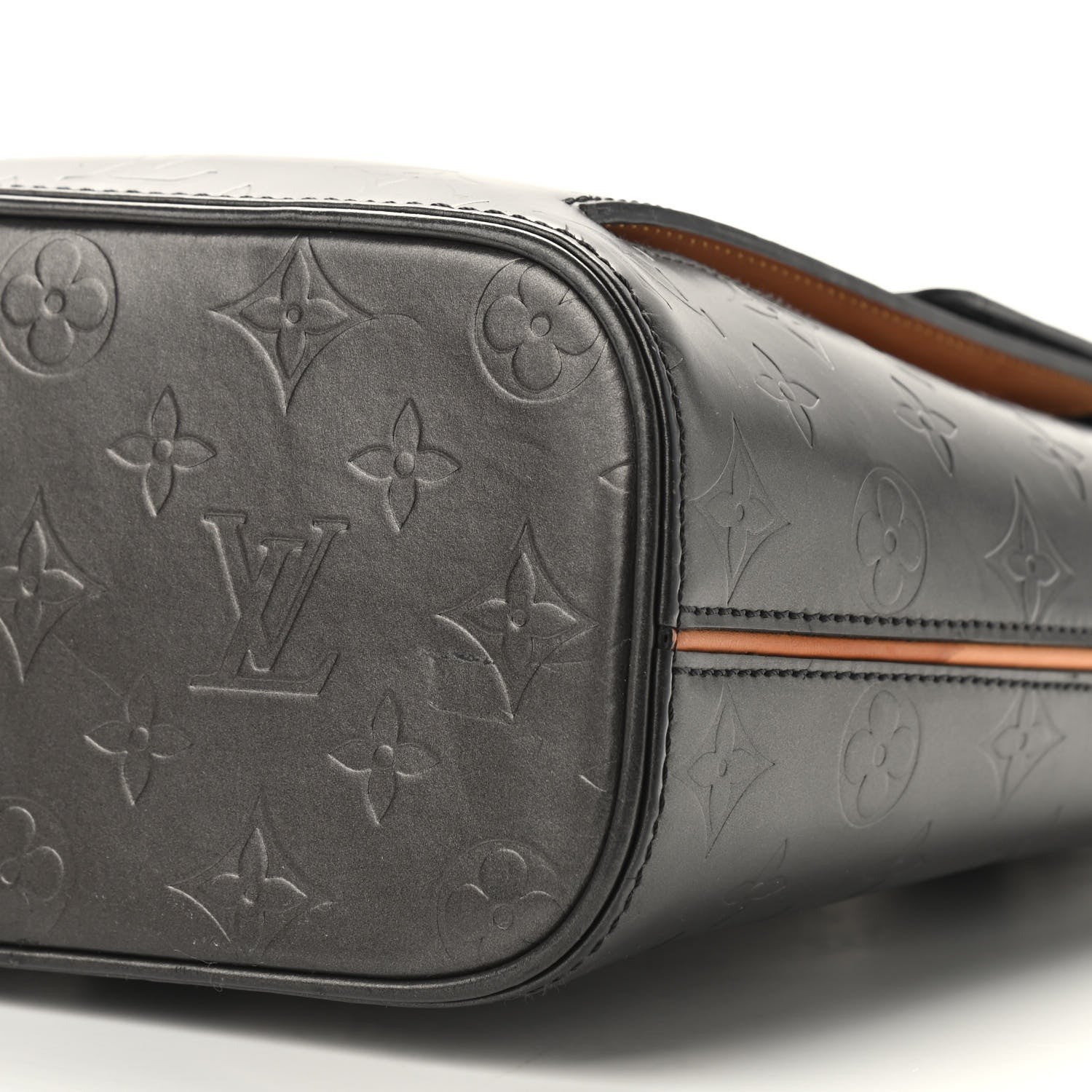 Louis Vuitton Mat Monogram Willwood Black 8 of 8