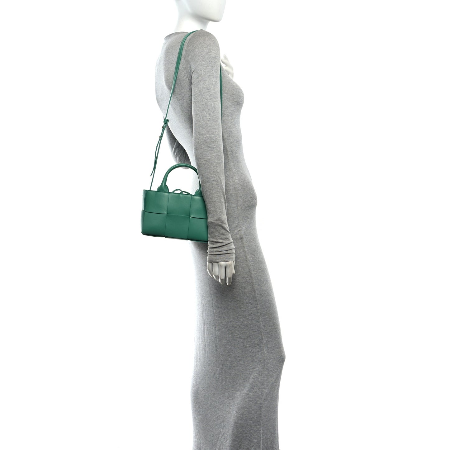 Lambskin Maxi Intreccio Candy Arco Tote Mermaid