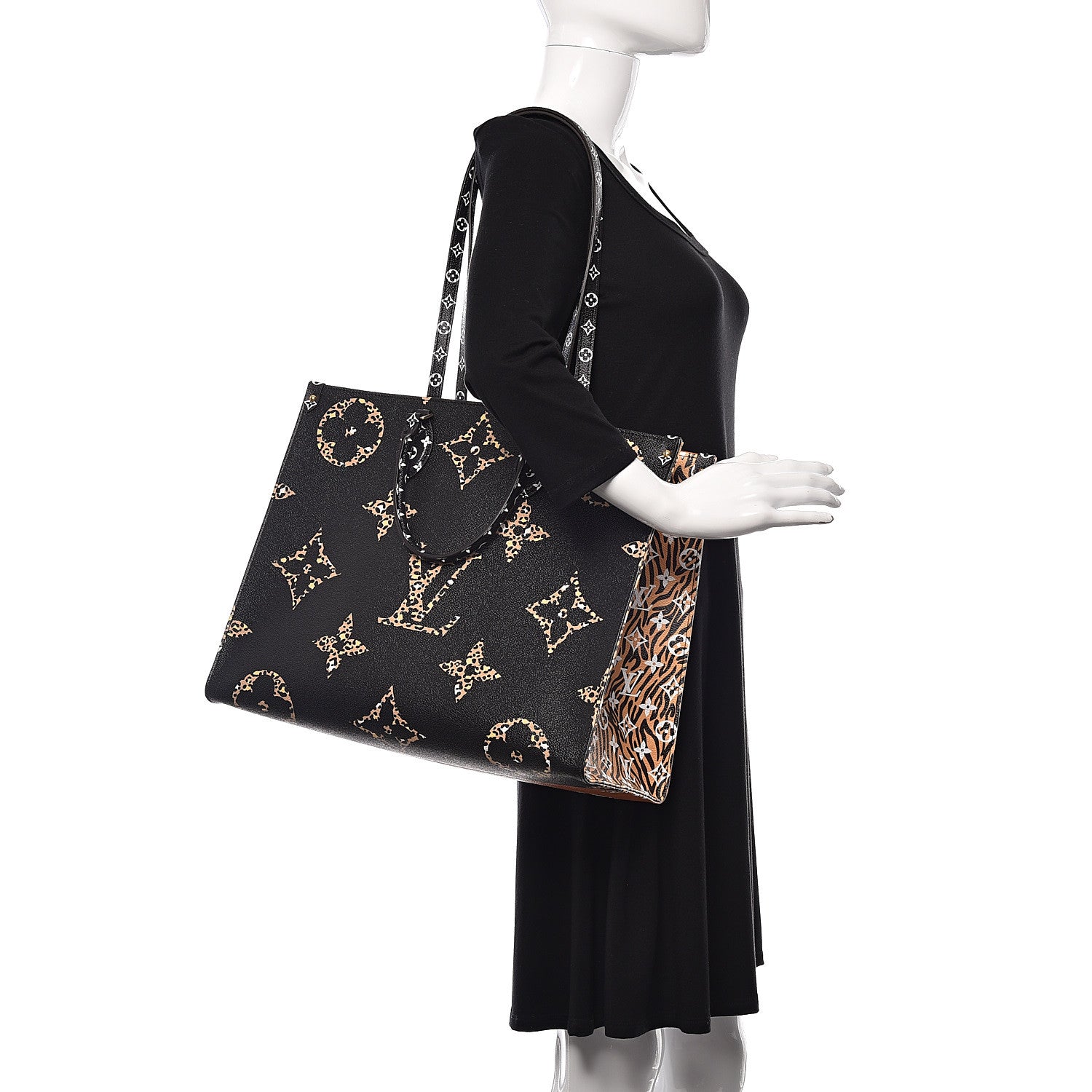 Louis Vuitton Monogram Giant Jungle Onthego GM Black 2 of 10