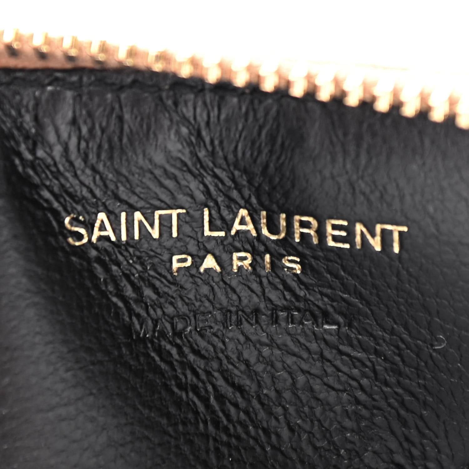 Saint Laurent Grain De Poudre Matelasse Chevron Monogram Fragments Zippered Card Case Cork 6 of 7