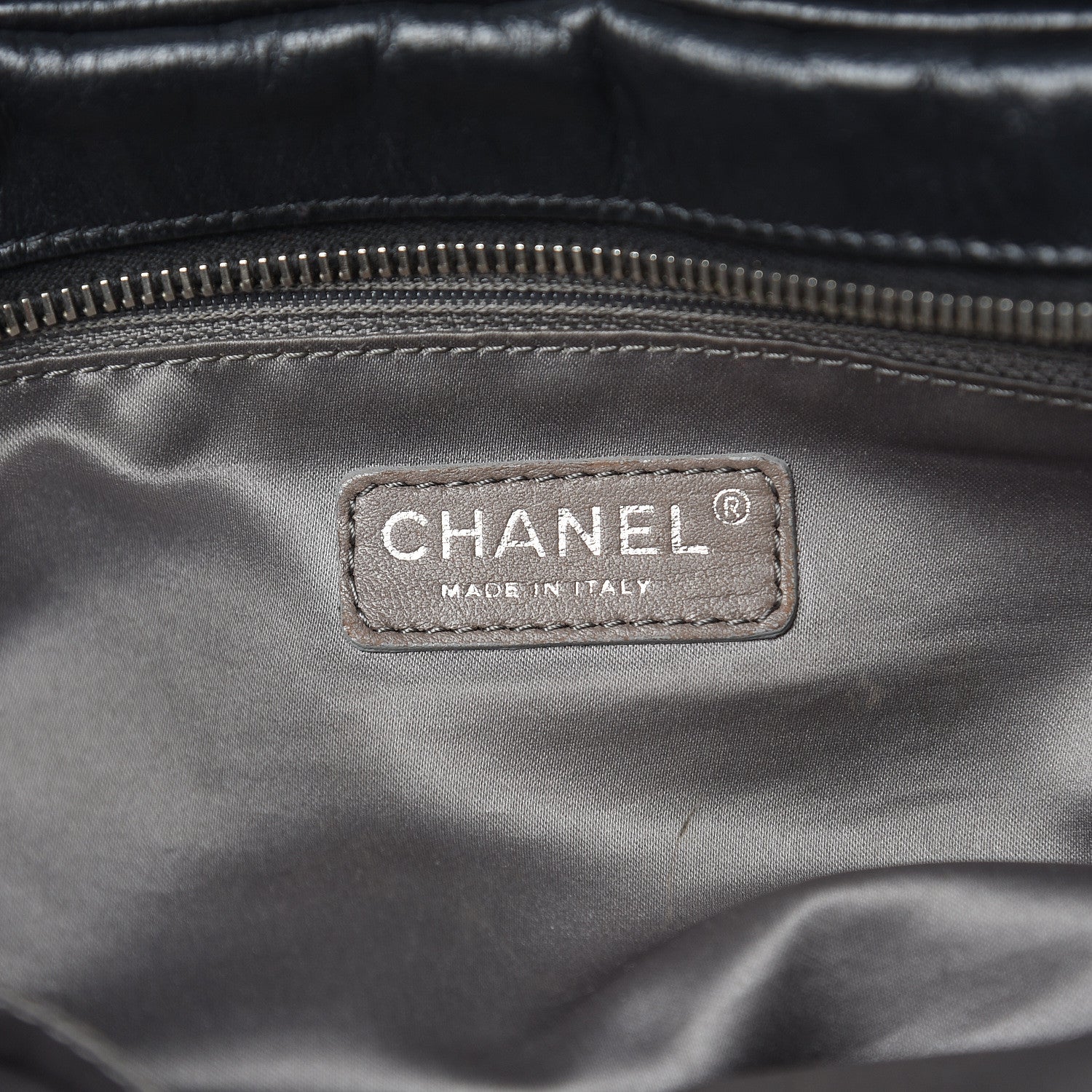 Chanel Glazed Calfskin Twisted Tote Black 6 of 15