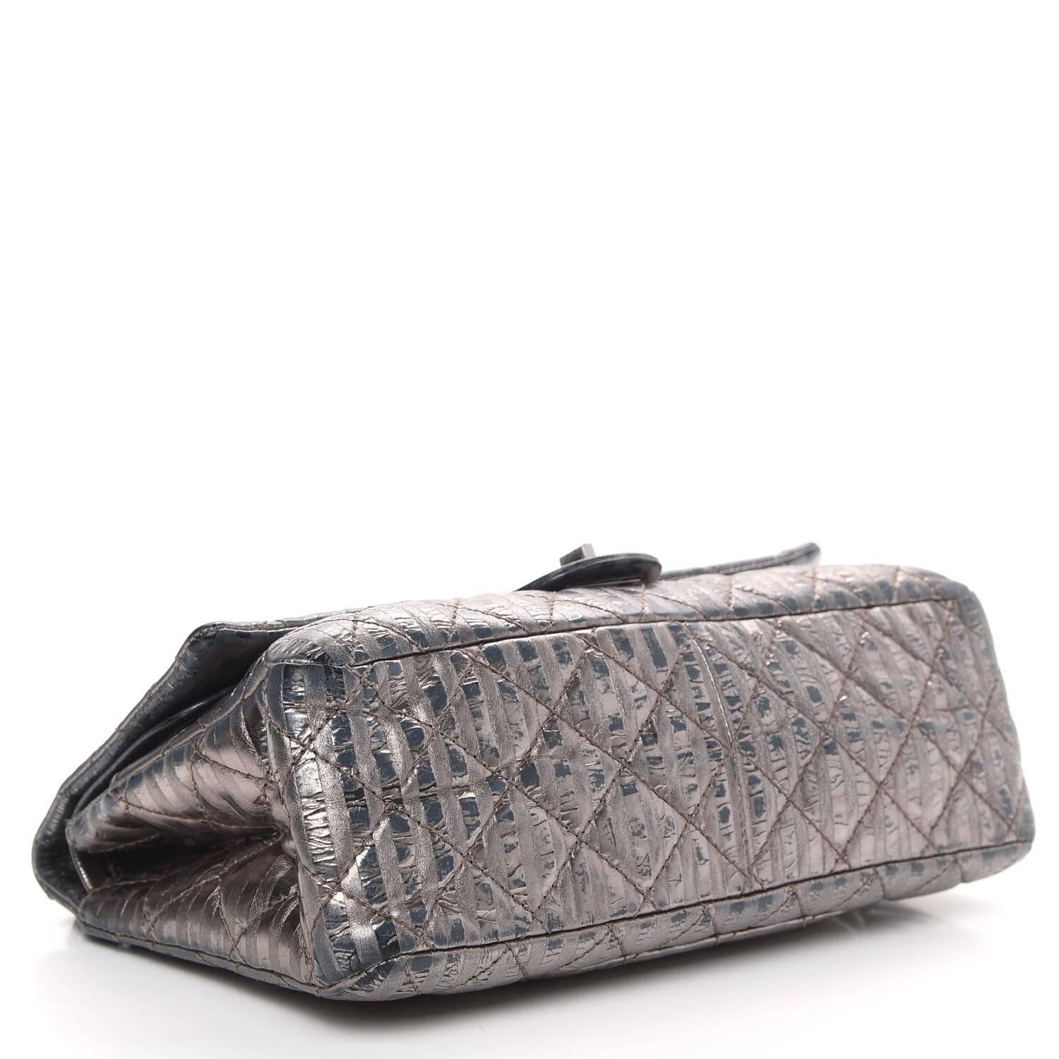 Chanel Metallic Striped Calfskin 2.55 Reissue 226 Flap Silver 4 of 15