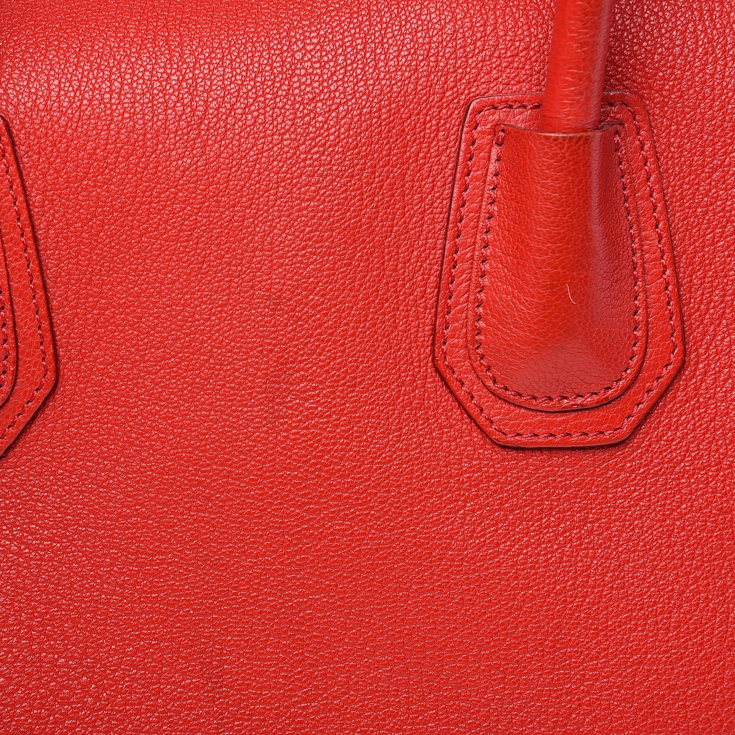 Sugar Goatskin Medium Antigona Red