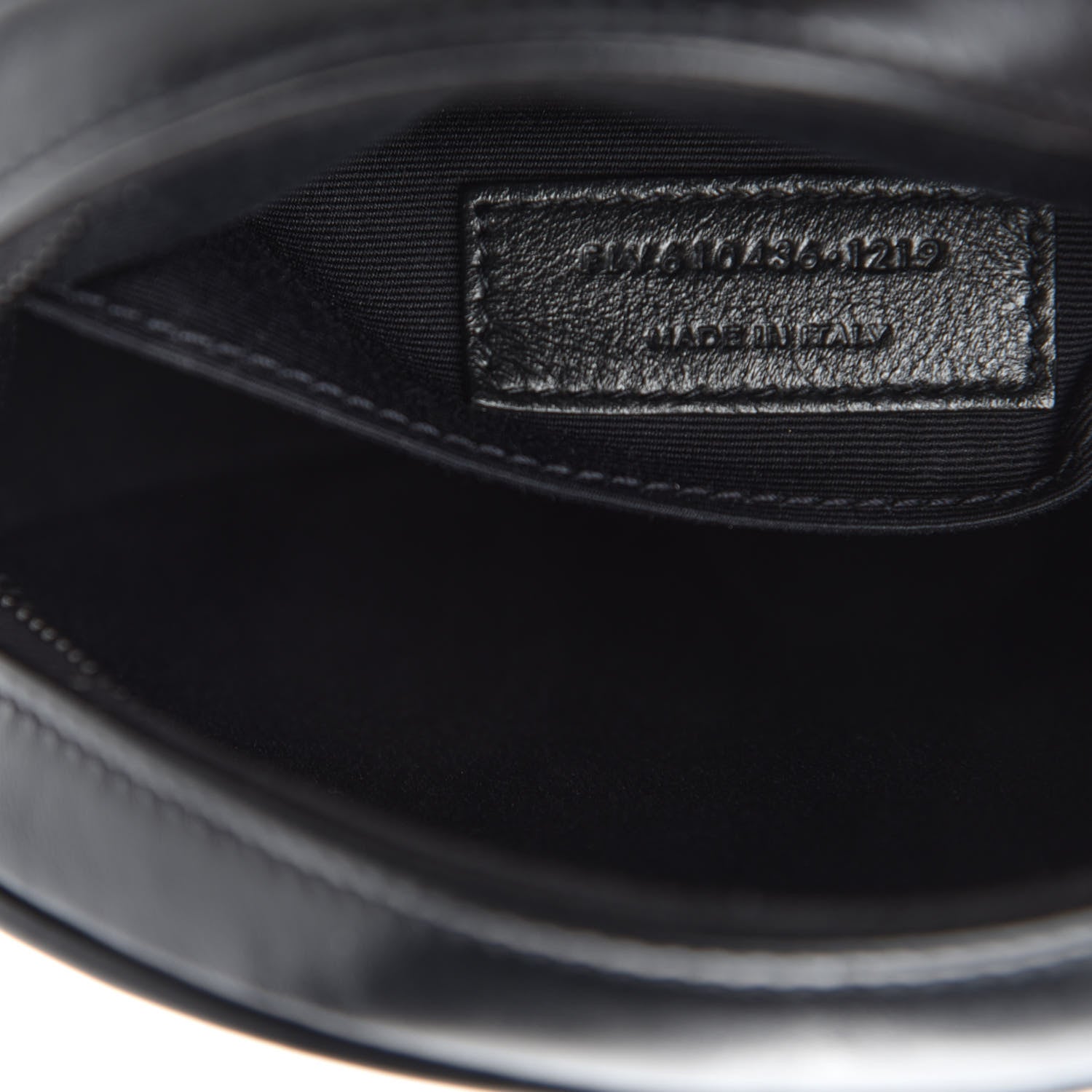 Saint Laurent Calfskin Matelasse Chevron Round Vinyle Camera Bag Black 9 of 10
