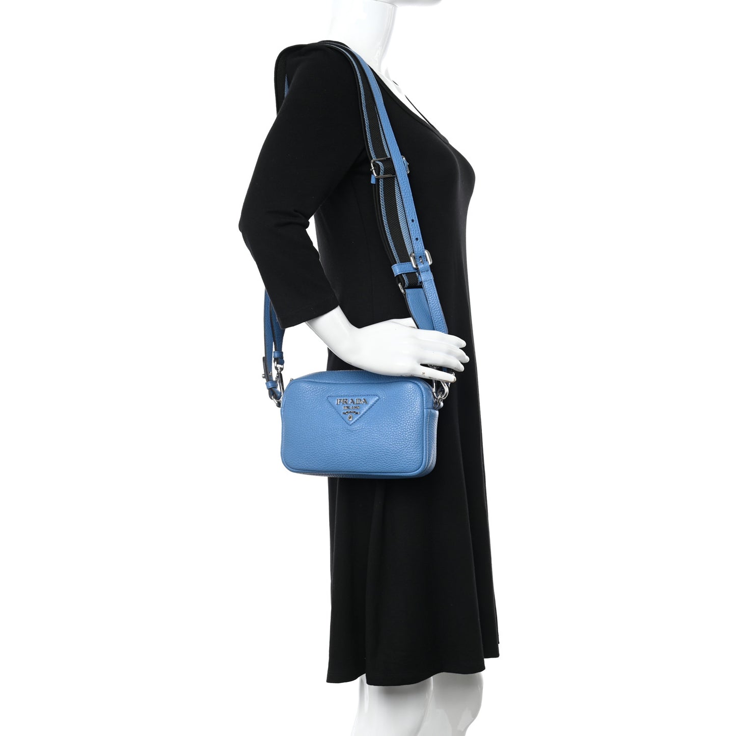 Vitello Daino Soft Small Camera Crossbody Wave