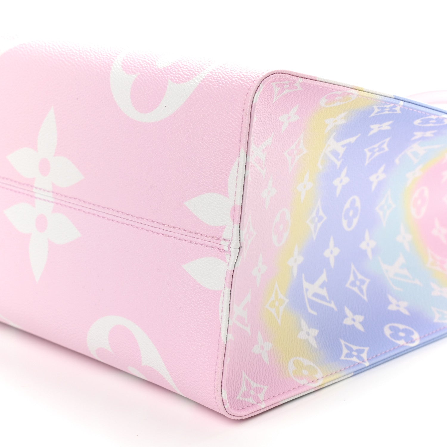 Louis Vuitton Monogram Escale Okinawa Onthego GM Pastel 9 of 9