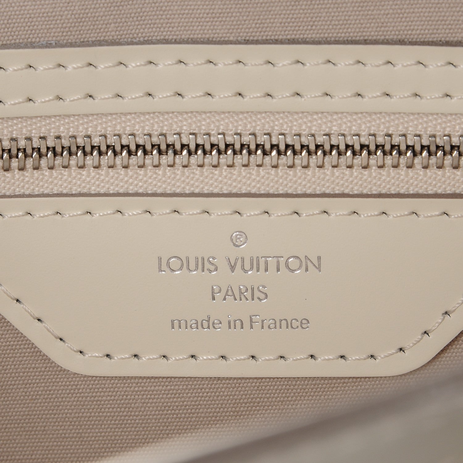 Louis Vuitton Epi Brea MM Ivory 6 of 6