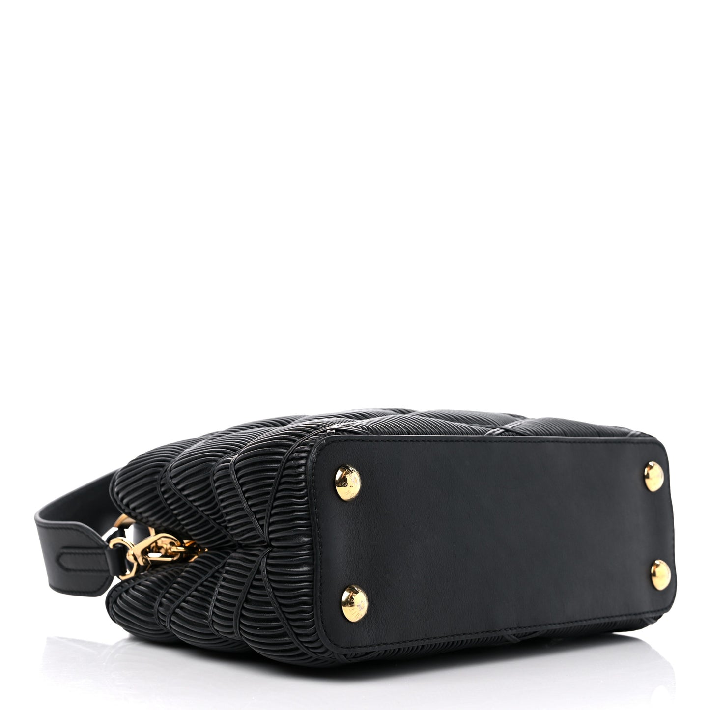 Calfskin Pleated Capucines BB Black
