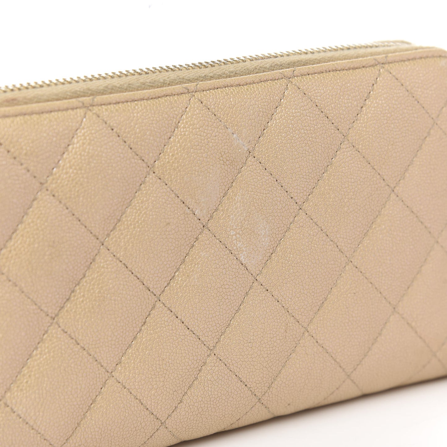 Iridescent Caviar Quilted Large Gusset Zip Around Wallet Beige Clair