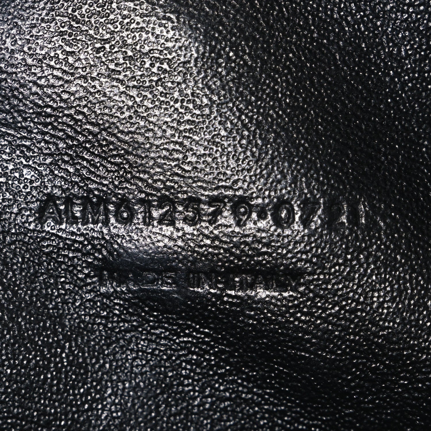 Saint Laurent Grain De Poudre Matelasse Monogram Mini Lou Camera Bag Black 7 of 10