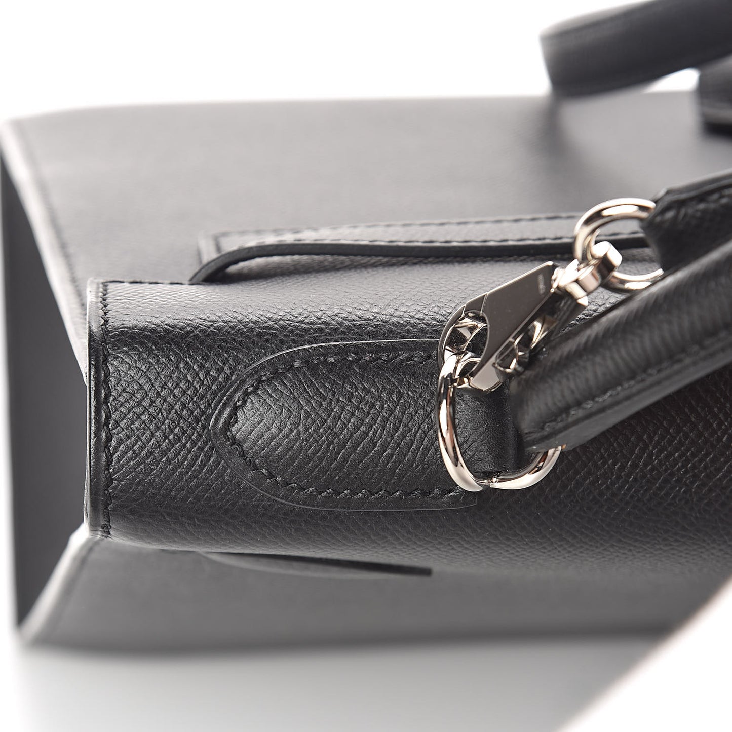 Epsom Kelly Sellier 32 Black