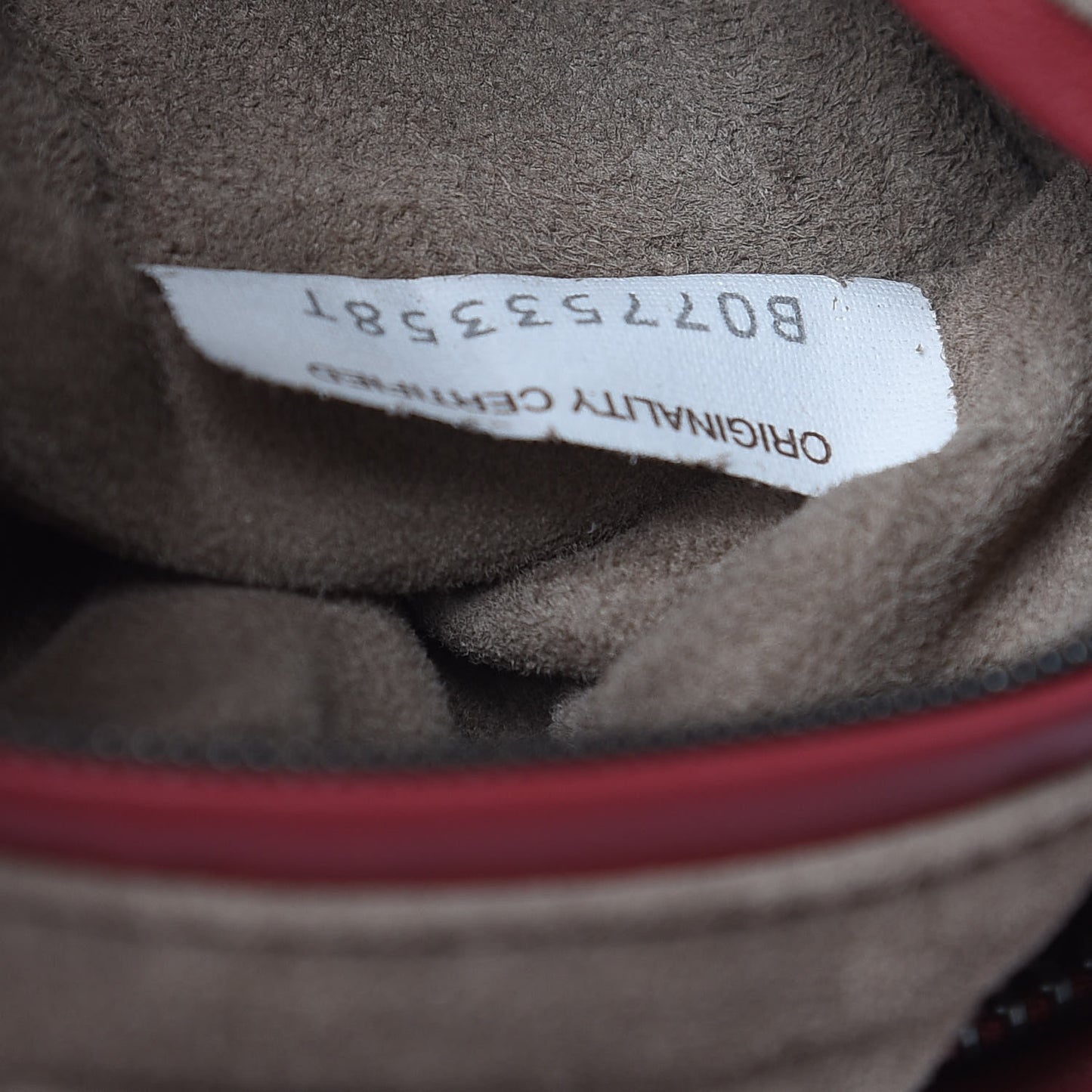 Nappa Intrecciato Medium Veneta Hobo Bordeaux
